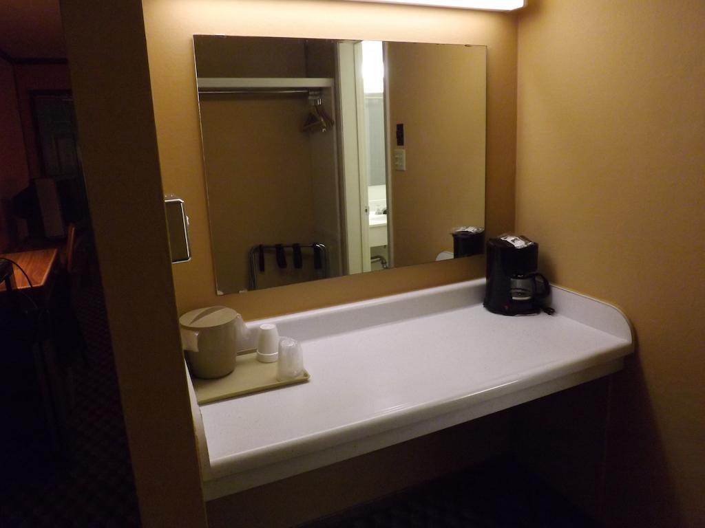 Tristar Inn Xpress トゥクムカリ 部屋 写真