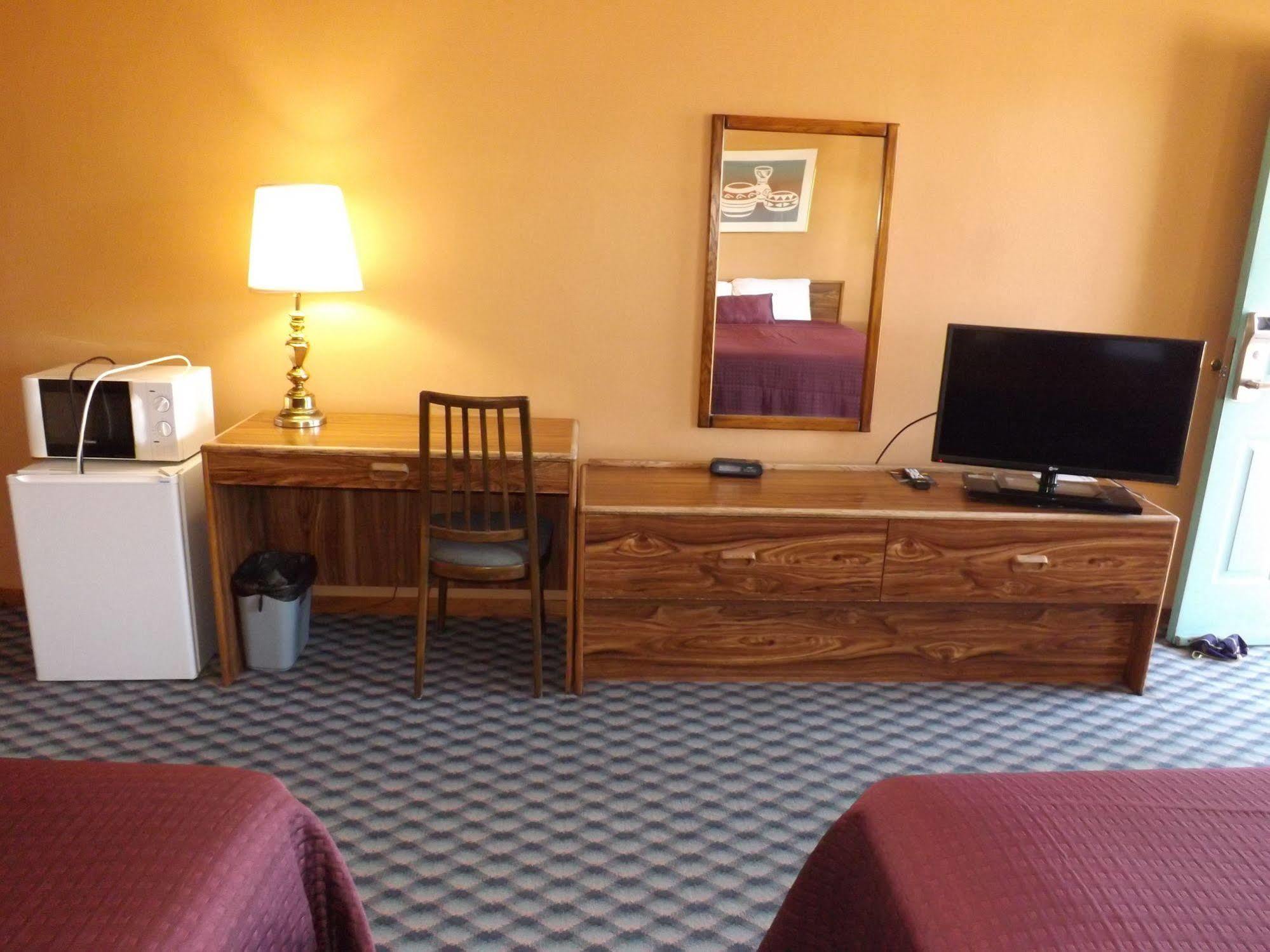 Tristar Inn Xpress トゥクムカリ エクステリア 写真
