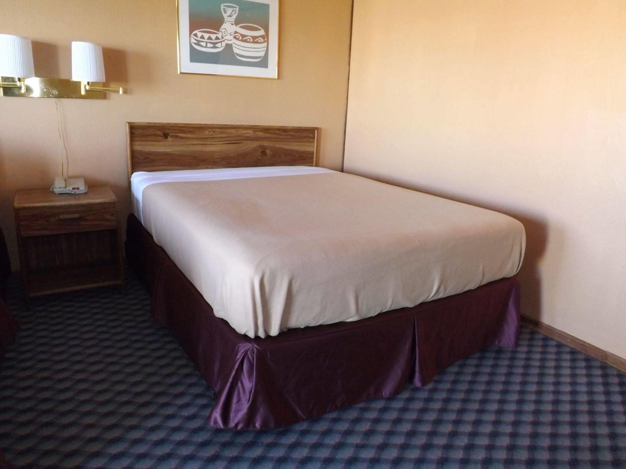 Tristar Inn Xpress トゥクムカリ エクステリア 写真